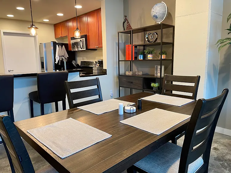525 E Jackson St #706 — Photo 17