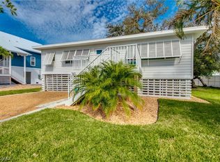 161 Gulf Island Dr, Fort Myers Beach, FL 33931