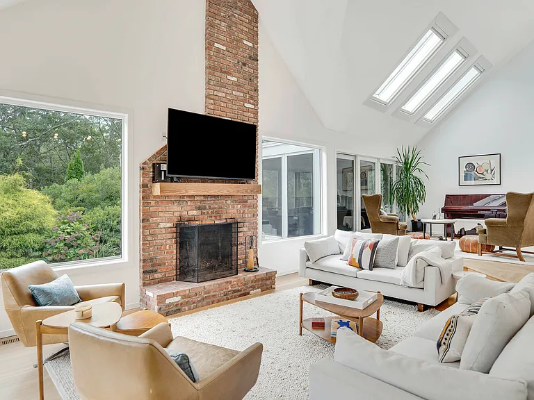 29 S Breeze Dr — Photo 15