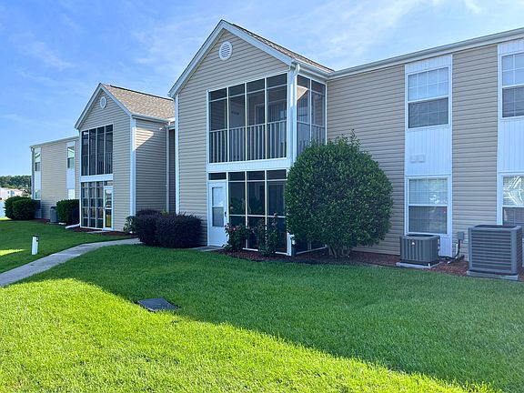 2nd image of 2136 Clearwater Dr APT F