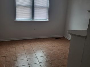 440 Pfeiffer St FLOOR 2, Camden, NJ 08105