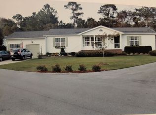 301 Loblolly Trl, Hampstead, NC 28443