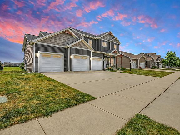 4th image of 1417 Fieldstone Dr