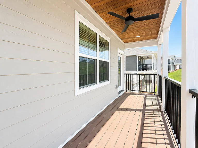 1385 Meridian St — Photo 40