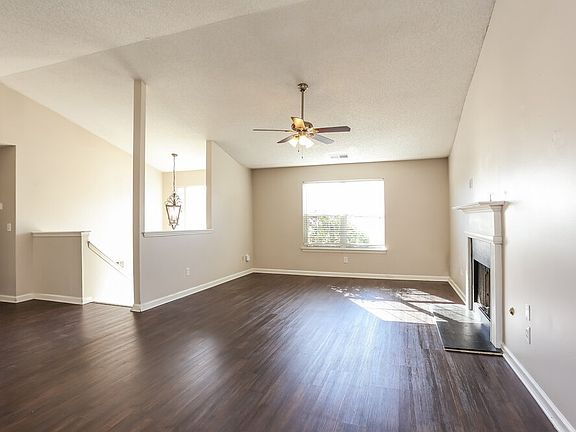 5th image of 3105 Brookfield Dr