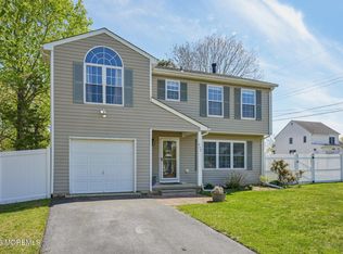 933 Delta Lane, Manahawkin, NJ 08050
