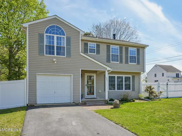933 Delta Lane, Manahawkin, NJ 08050