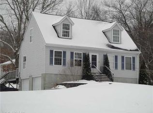 3 Stanmark Dr, Plainfield, CT 06374