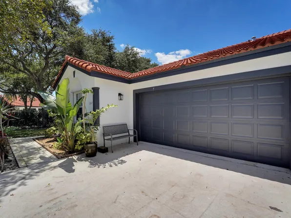 18475 Via Di Sorrento, Boca Raton, FL 33496