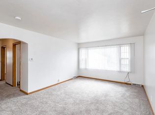 1230 Rose St APT 3, Lincoln, NE 68502