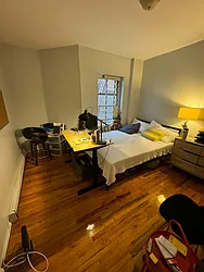 Rented by Safdie Realty Group