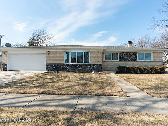 2nd image of 605 Jill Ct