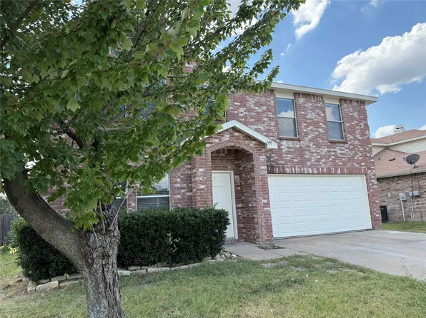 505 Brasenose St, Crowley, TX 76036