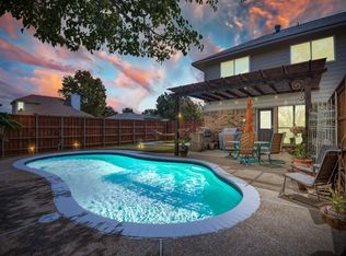 1200 Fox Hollow Dr, Carrollton, TX 75007