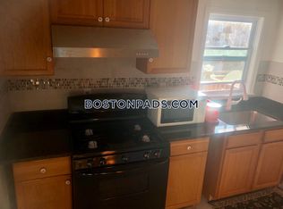 83 Freeman St #2, Quincy, MA 02170