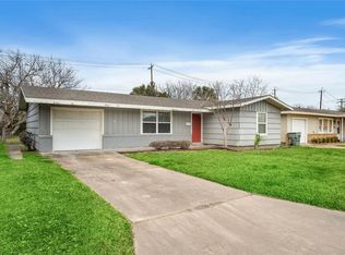 116 Tuna St, Galveston, TX 77550