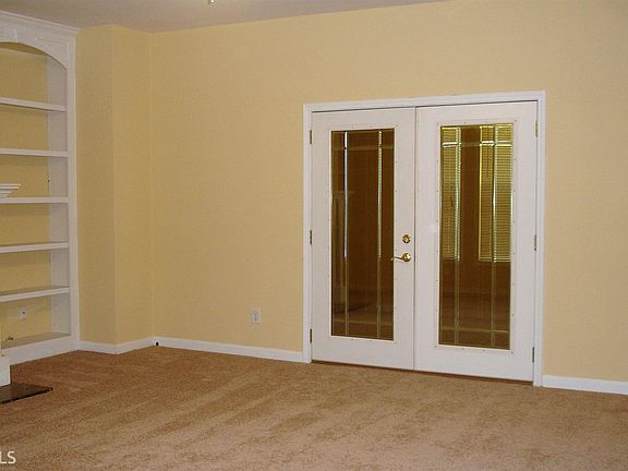 5th image of 113 Keswick Manor Dr