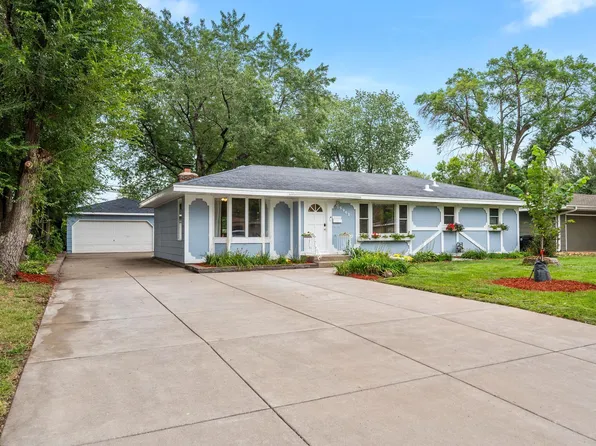 5941 6th St NE, Fridley, MN 55432