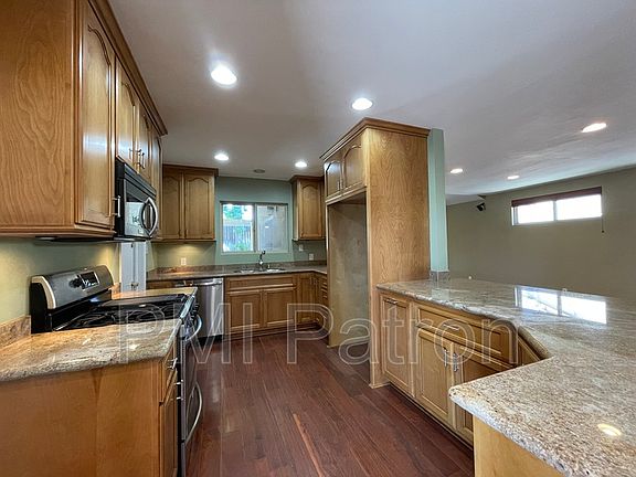 4th image of 5121 Myra Ave