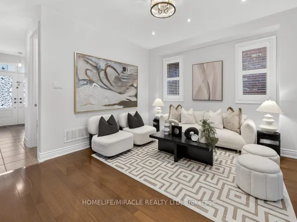 211 Wardlaw Pl, Vaughan, ON L4H 3L7