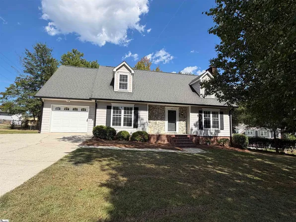 705 Strange Rd, Taylors, SC 29687