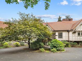 1717 Woodland Rd, Abington, PA 19001