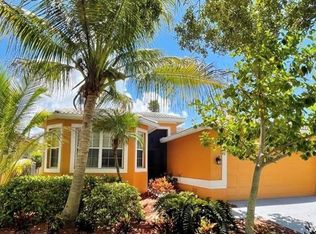 13936 Village Creek Dr, Fort Myers, FL 33908
