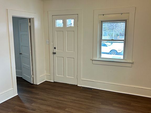 5th image of 428 McKinney St