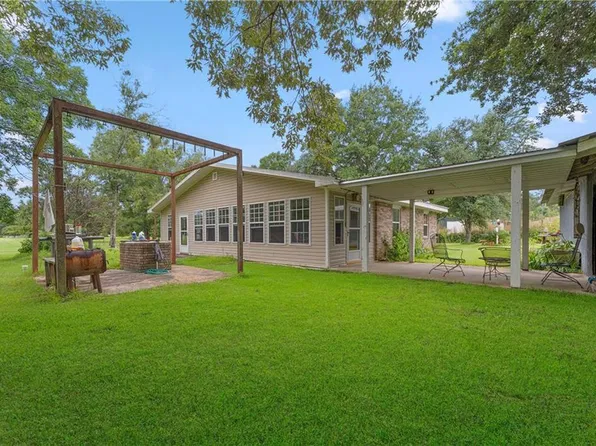 12373 Wadesboro Rd, Ponchatoula, LA 70454
