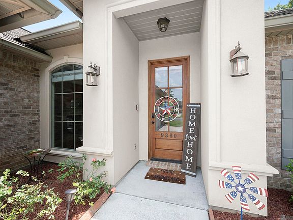 3rd image of 9360 Rustic Rose Dr