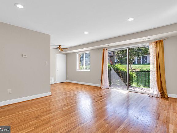 4th image of 5410 85th Ave APT 104