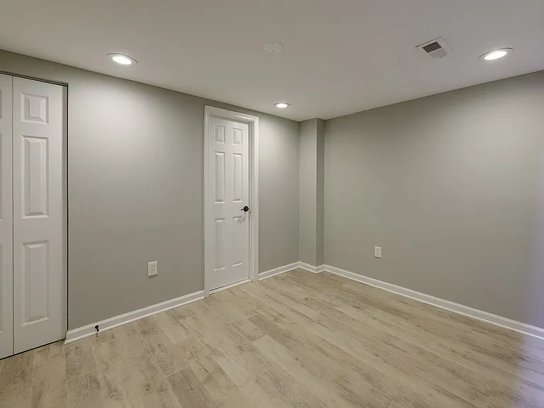 1932 3rd St NE #102 — Photo 28