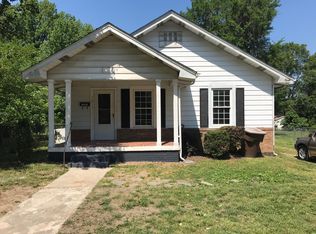 1611 Fairview St, Greensboro, NC 27405