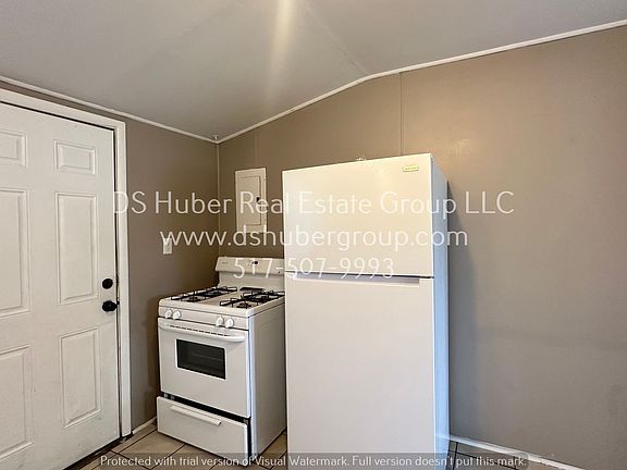 3rd image of 2409 Greenbelt Dr