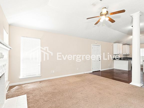 5th image of 1004 Craig Cir