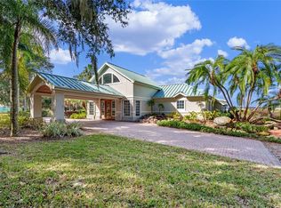 555 Grove Dr, Bartow, FL 33830