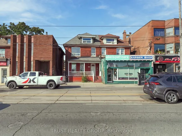 2279 Dundas St W, Toronto, ON