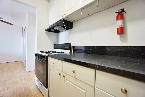 Sold by Remax Edge | media 7