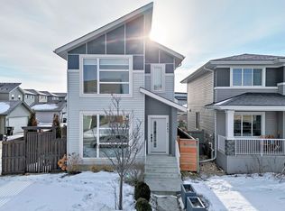 6685 Cardinal Rd SW, Edmonton, AB T6W 2Y4