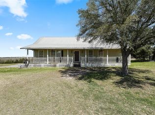 8515 Sandy Hill Rd, Brenham, TX 77833