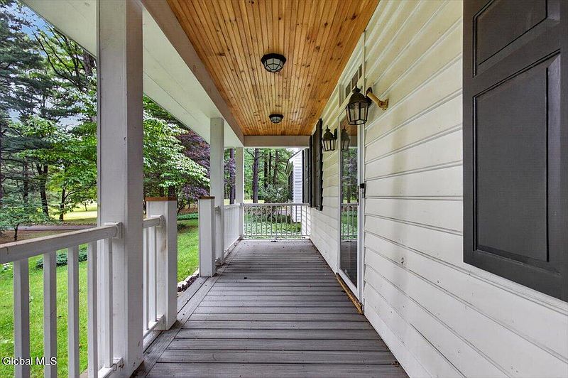 3rd image of 45 Tabor Road