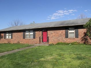 10 Village Dr, Winchester, KY 40391