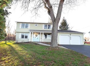 606 Bronson Rd, Syracuse, NY 13219