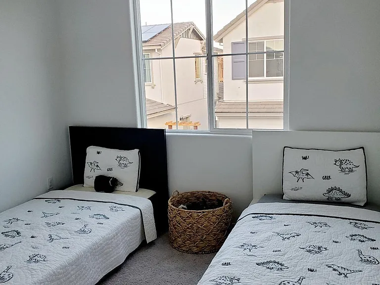 2243 S Stunham Ln — Photo 12