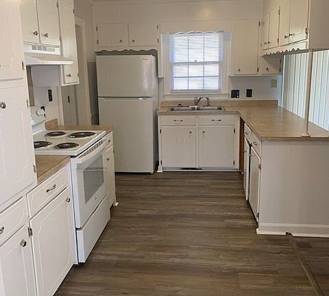 4th image of 106 Shamrock Cir