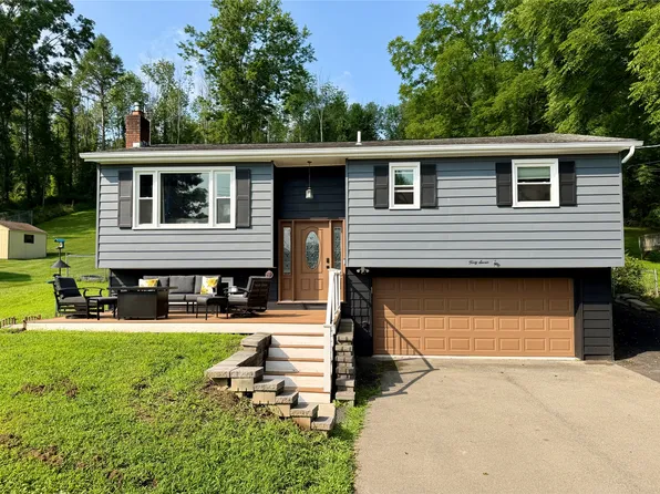 47 Holmes Ave, Apalachin, NY 13732