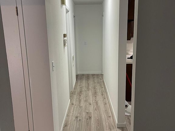 3rd image of 2816 21st Ave #2