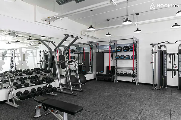 Rented by Nooklyn NYC LLC | media 18