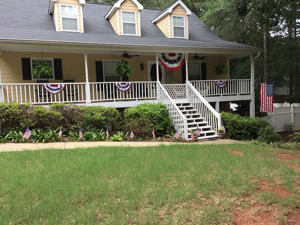 2nd image of 305 Wildflower Dr
