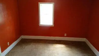 1135 E Grant St — Photo 4